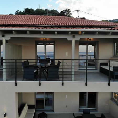 Kallia Suites- Chorefto Bilik gambar