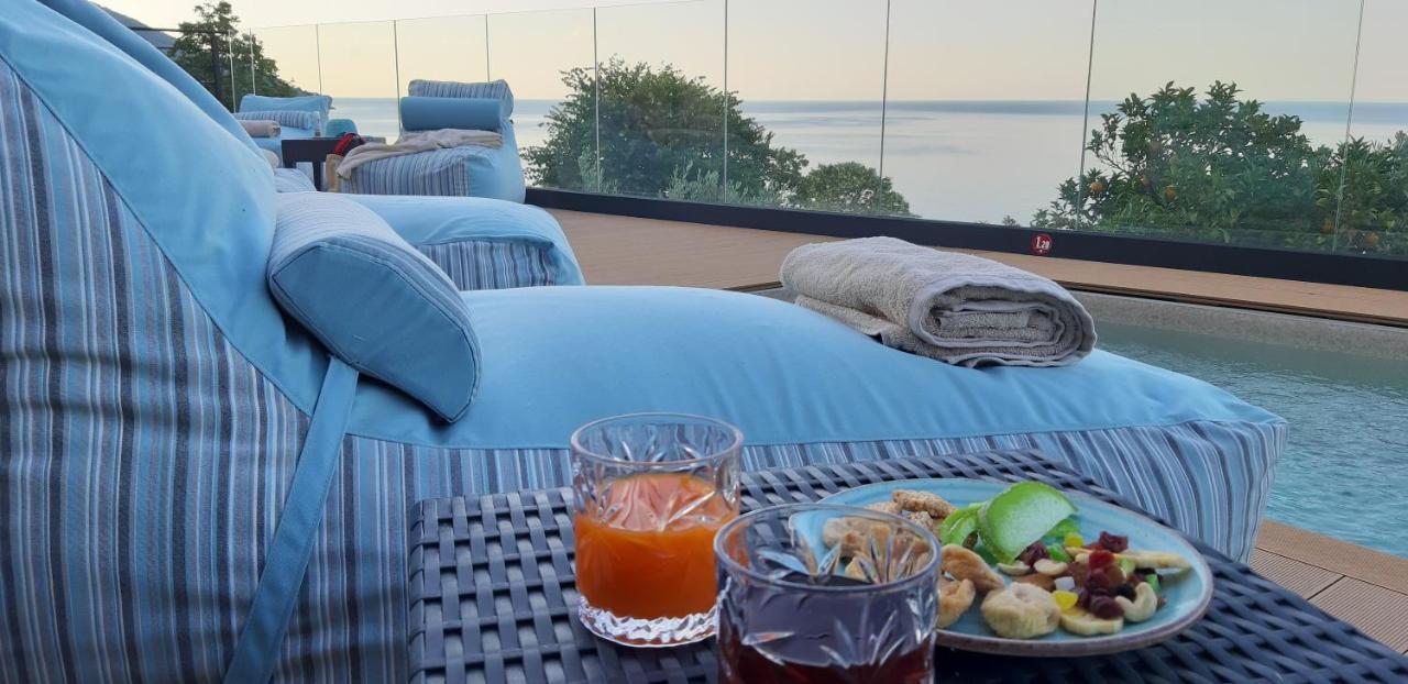 Kallia Suites- Chorefto Luaran gambar