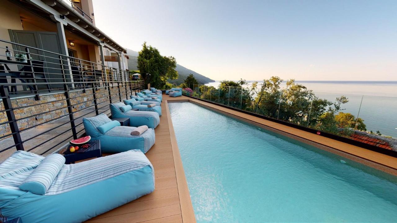 Kallia Suites- Chorefto Luaran gambar