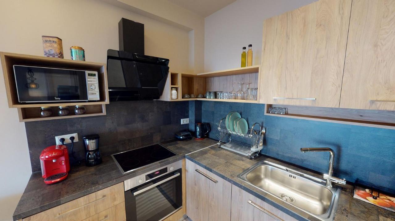 Kallia Suites- Chorefto Luaran gambar