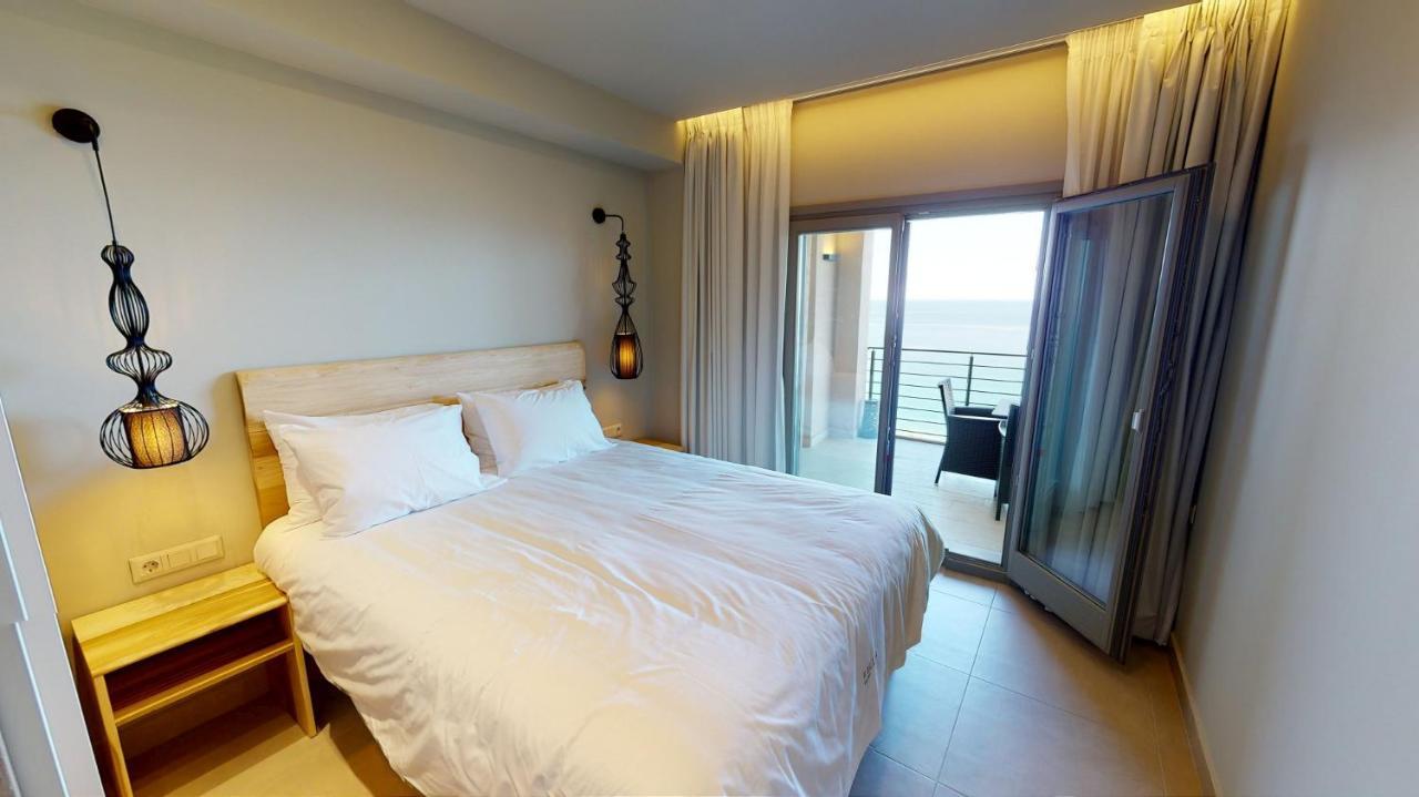 Kallia Suites- Chorefto Luaran gambar