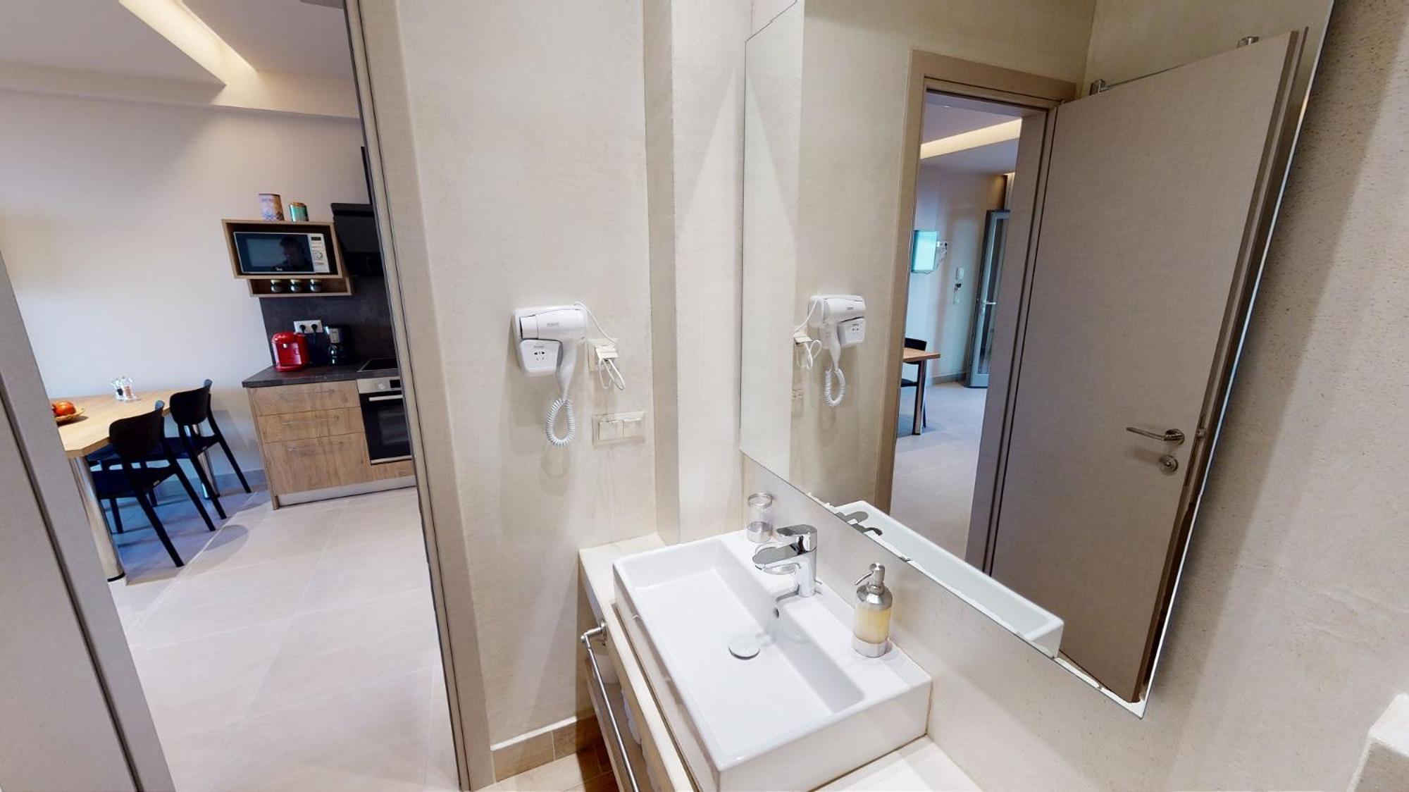 Kallia Suites- Chorefto Bilik gambar
